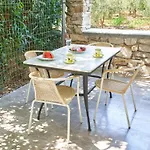 Lägenhet In Mit Garten Und Terrasse By Interhome *
