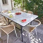 In Mit Garten Und Terrasse By Interhome Mourátagas