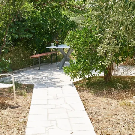 In Mit Garten Und Terrasse By Interhome Appartement *