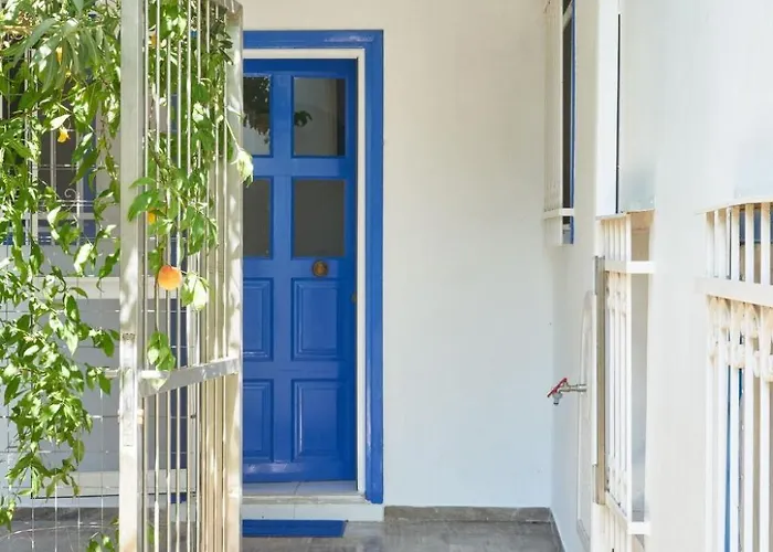 In Mit Garten Und Terrasse By Interhome * Mourátagas