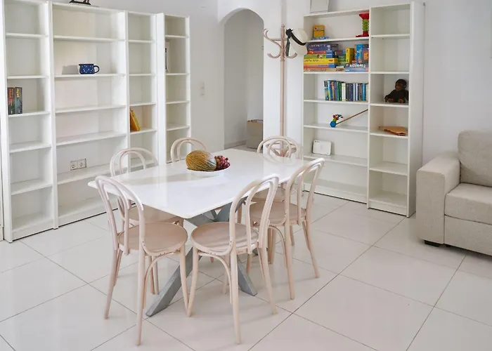 In Mit Garten Und Terrasse By Interhome Mourátagas