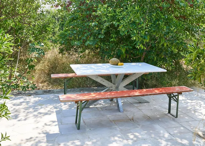 In Mit Garten Und Terrasse By Interhome * Mourátagas